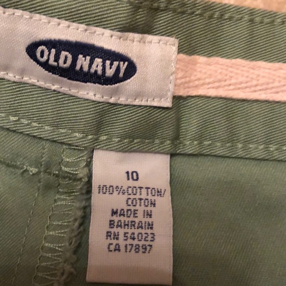 Girls shorts Size 10 - Picture 3 of 8